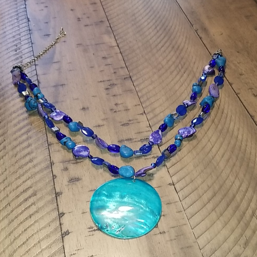 Double Strand Statement Necklace. - image 4